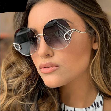 fancy sunglasses for women.